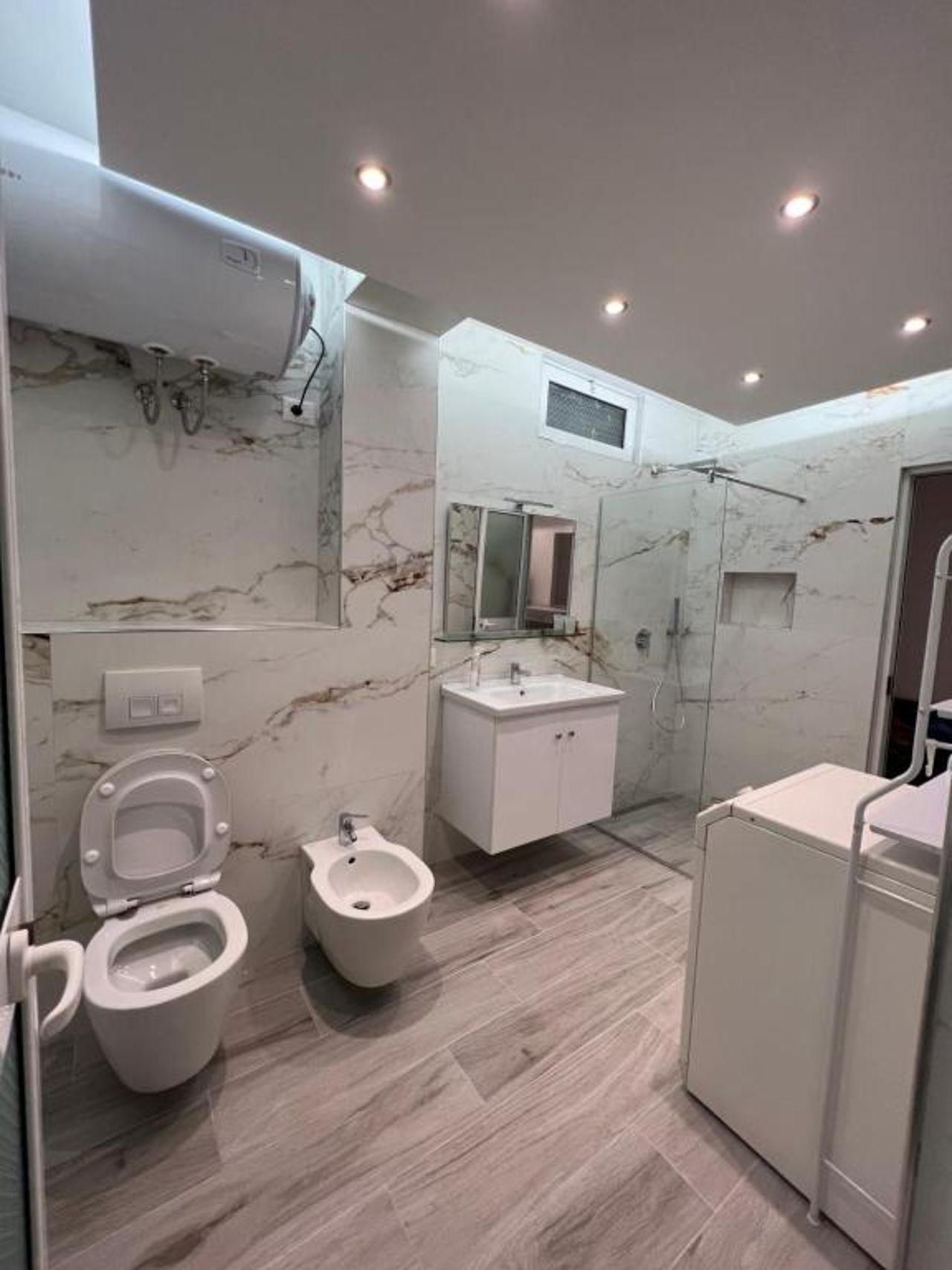Apartment Tirana on Myslym Shyri