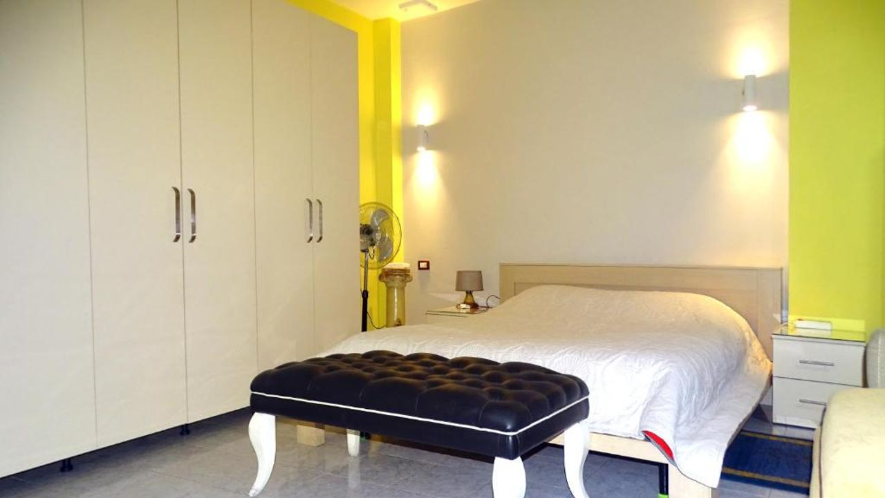 Central Apartments Shoshi
