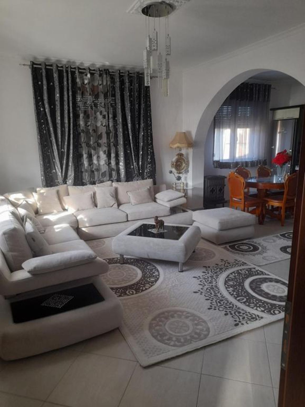 Vila Xhipe