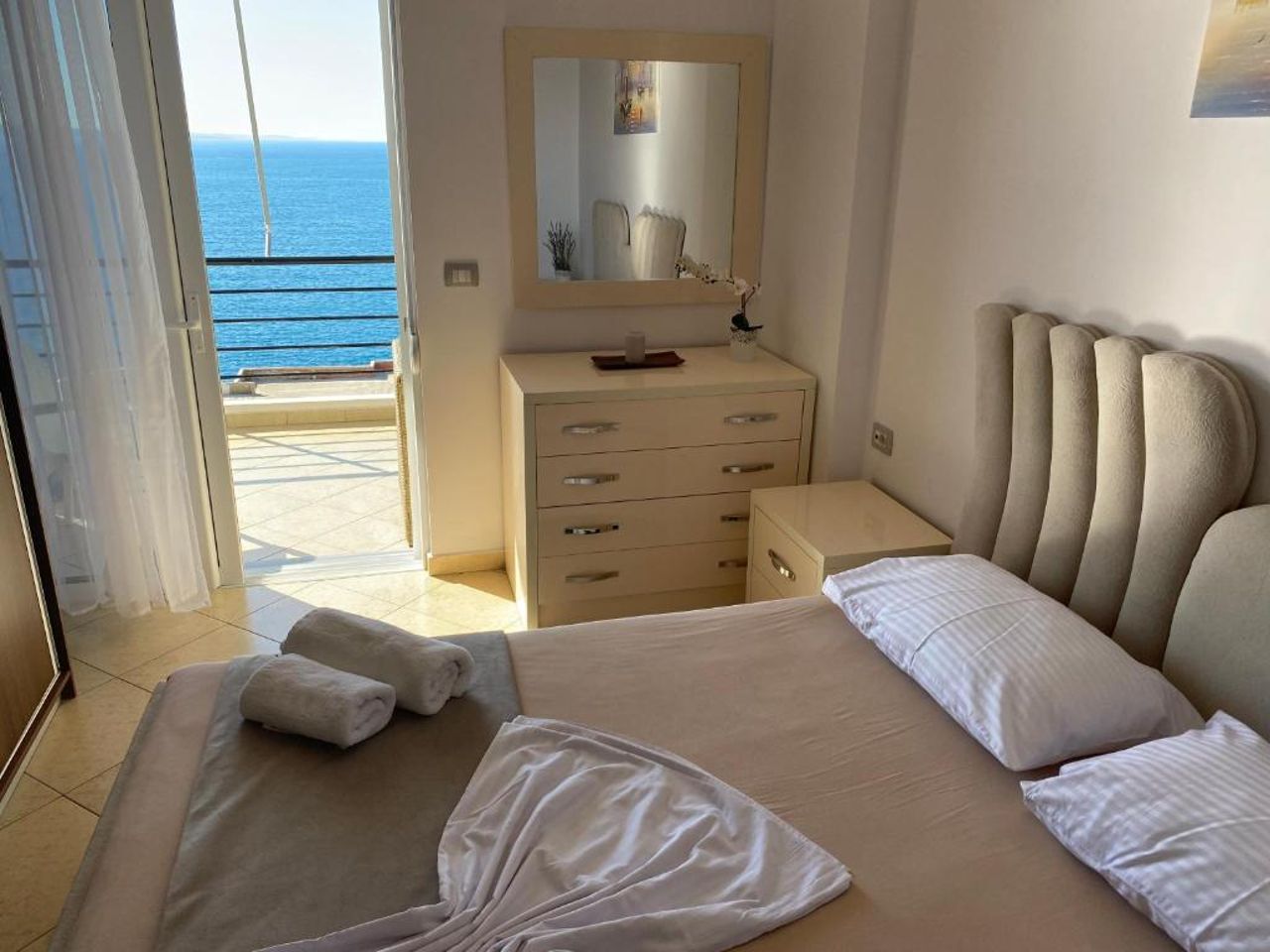 Apartment with huge sea view balcony