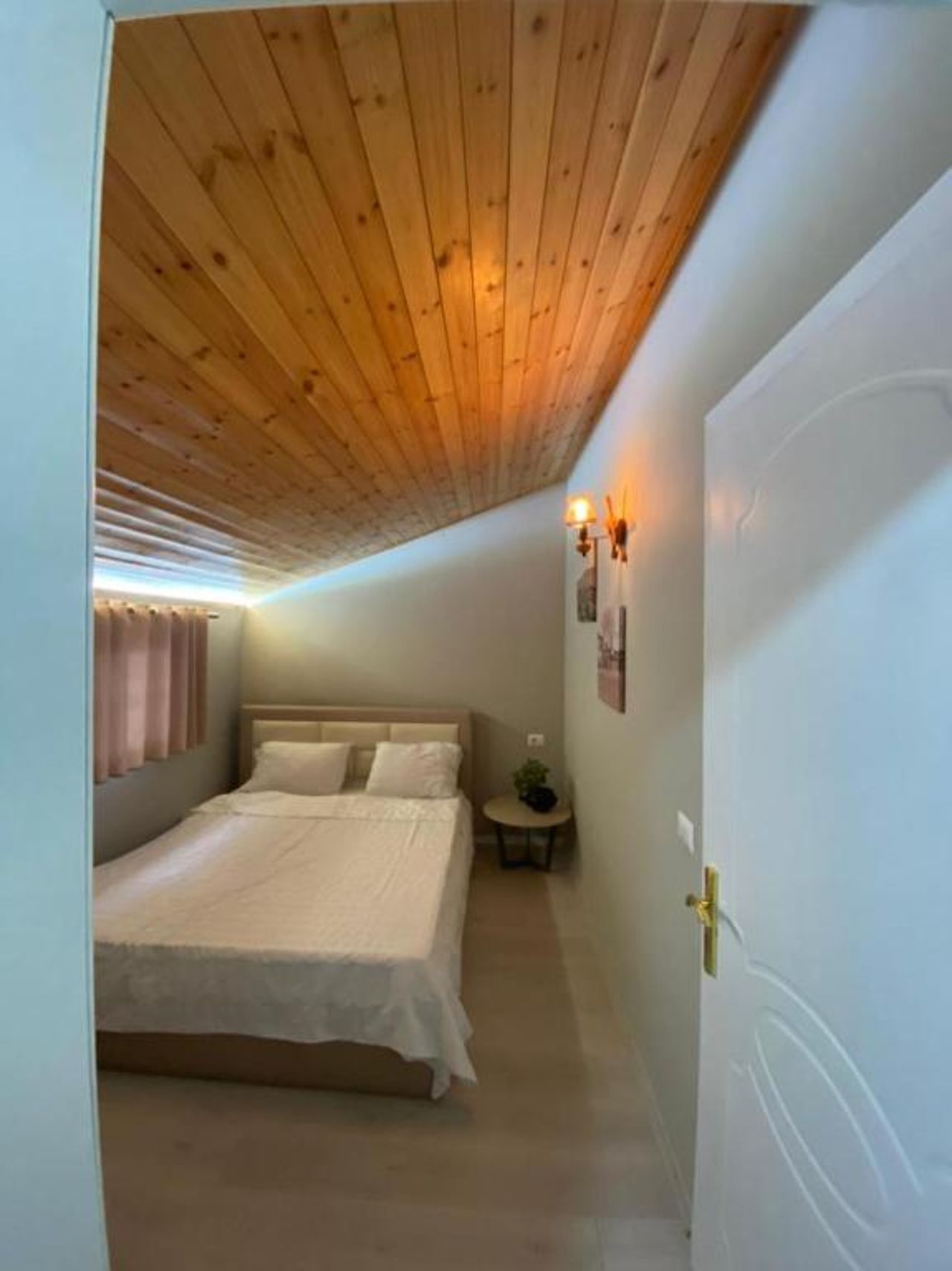 Villa Elear