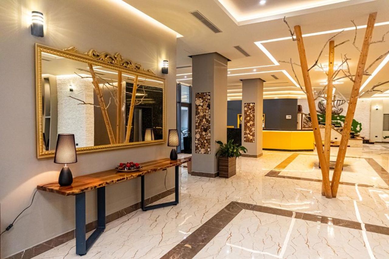 Kraal Hotel Vlore