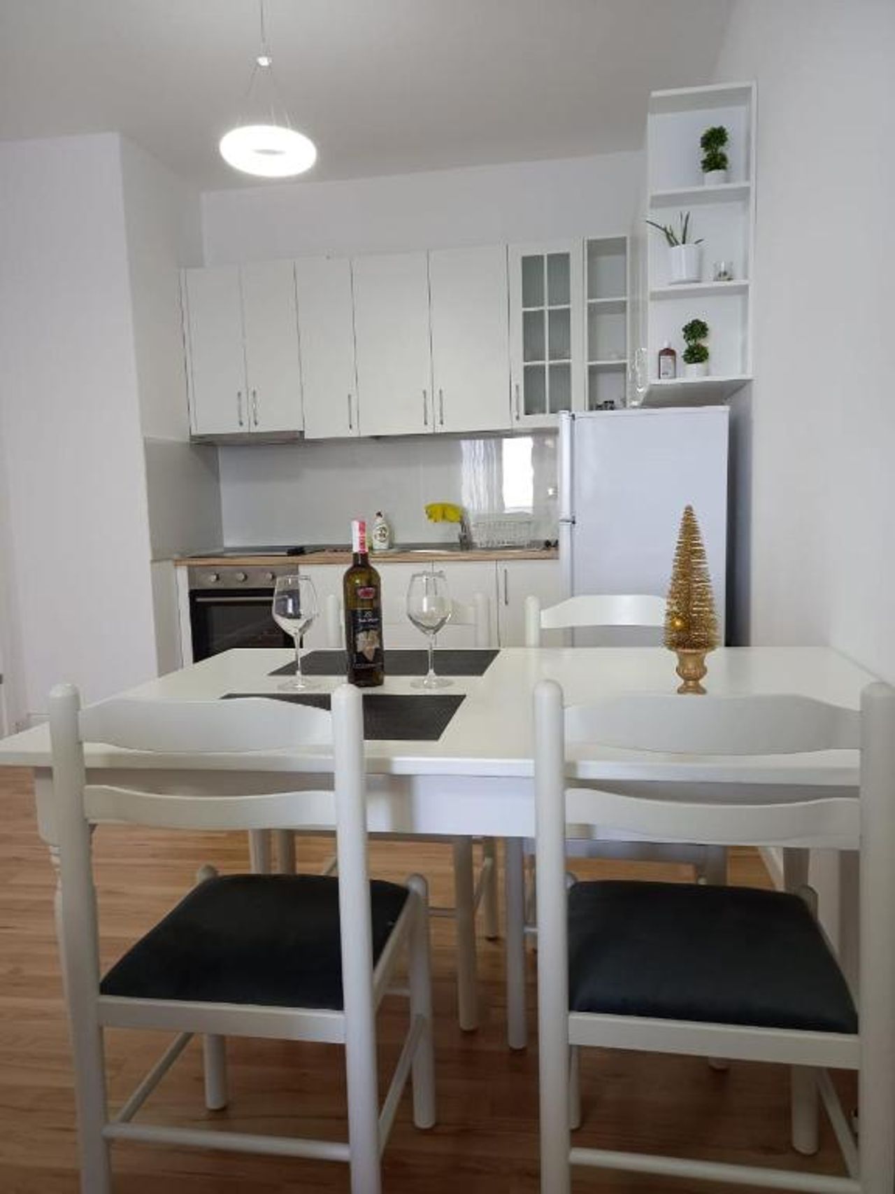 Hermes Apartment