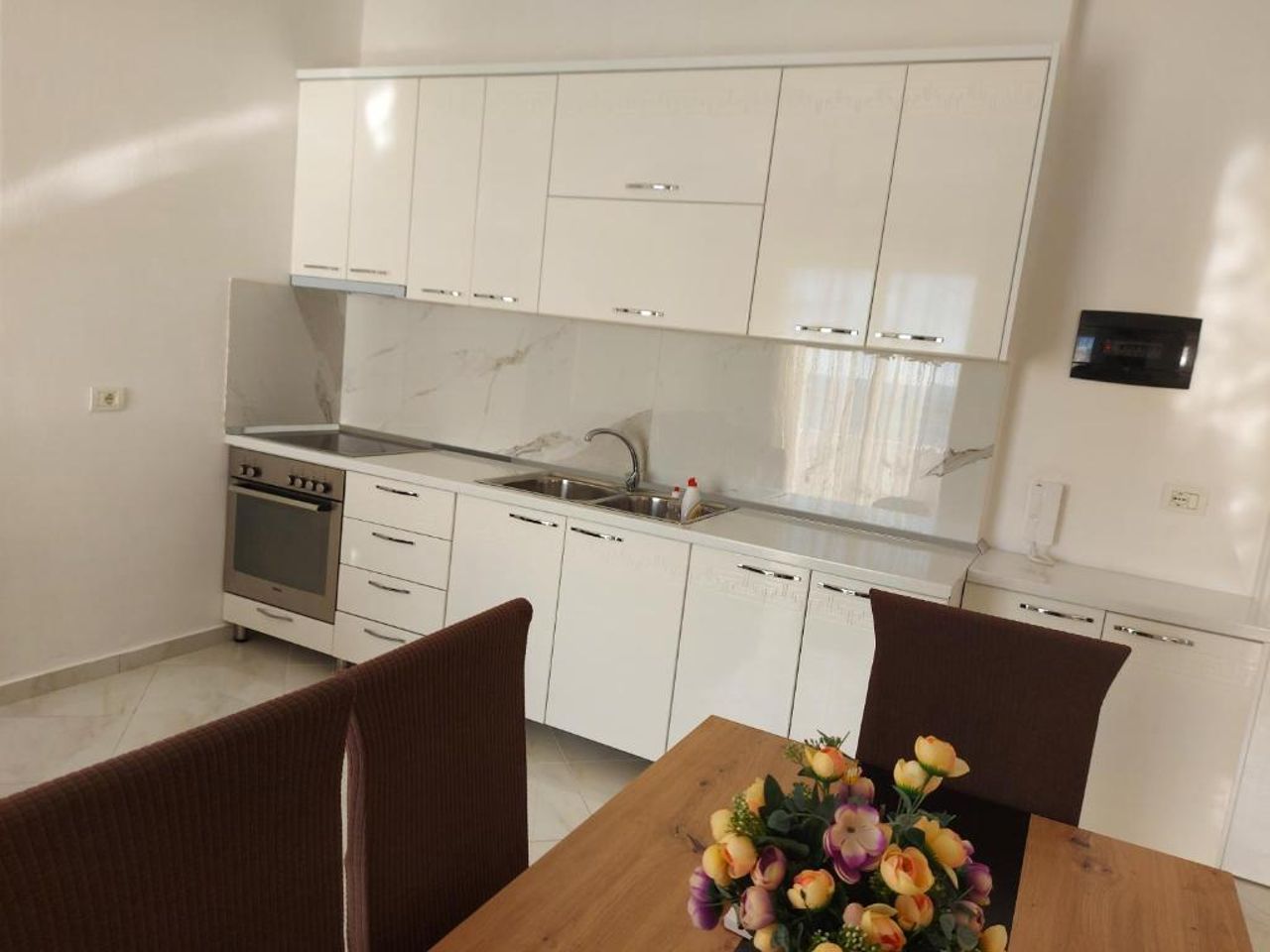 Bral Apartment 7 - Two-Bedroom with Seaview