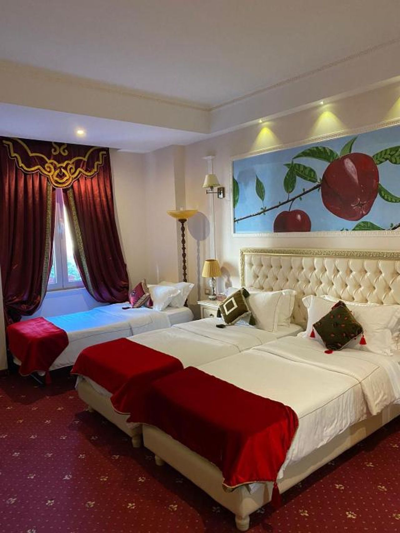 2 KITARRAT Boutique Hotel & SPA