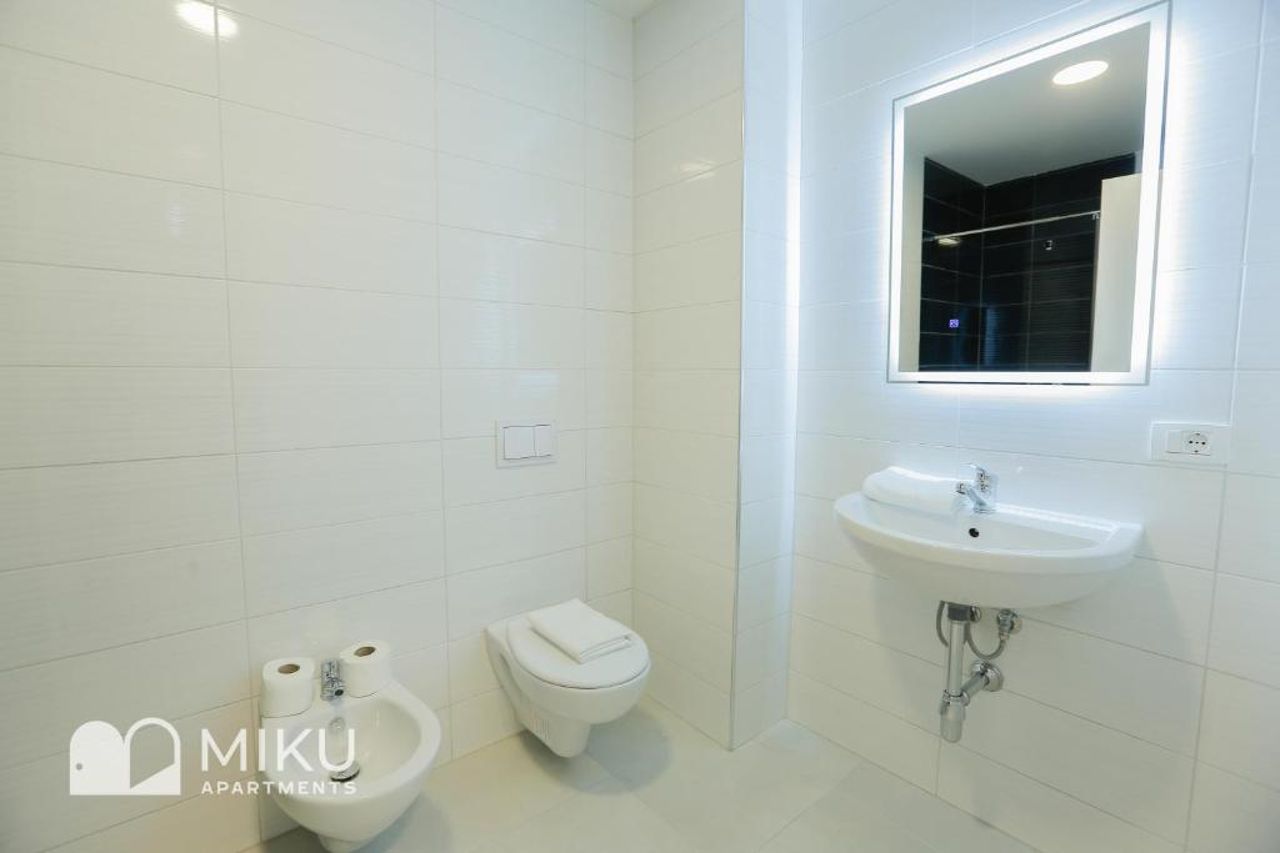 Miku Apartment - Vibrant 1Bd Apartment At Olympic Residence