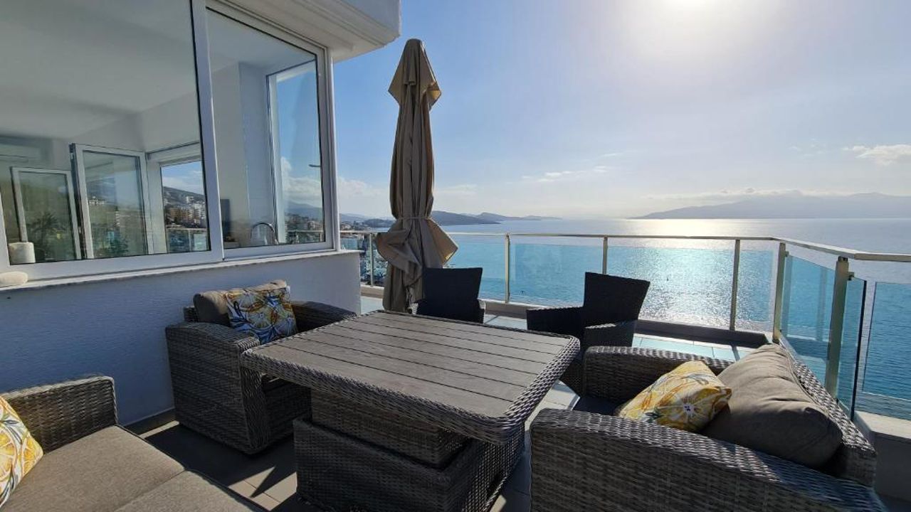 Rocknest Sea View Penthouse