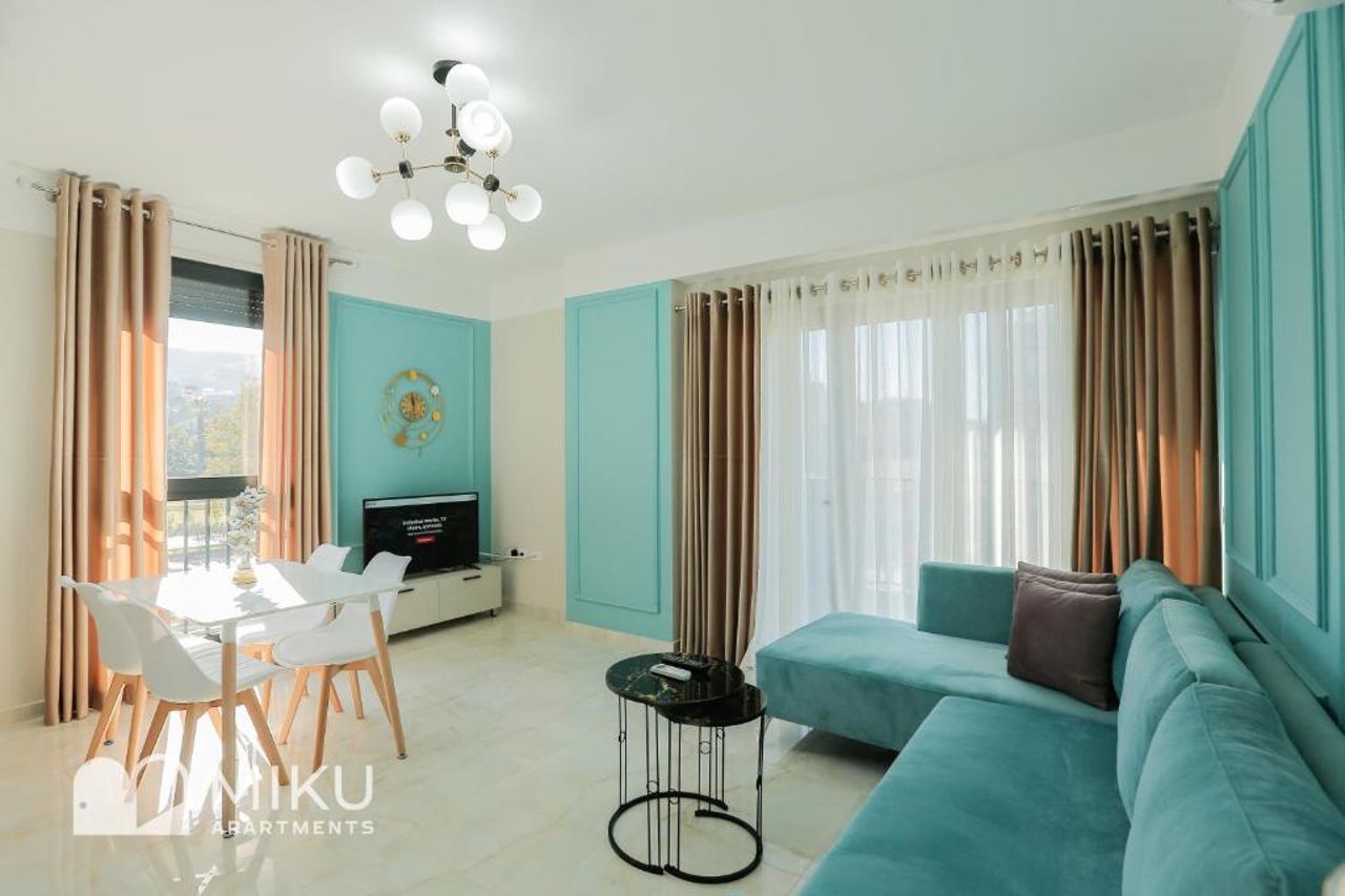 Miku Apartment - Bright 1 Bedroom Apartment At Olympic Residence