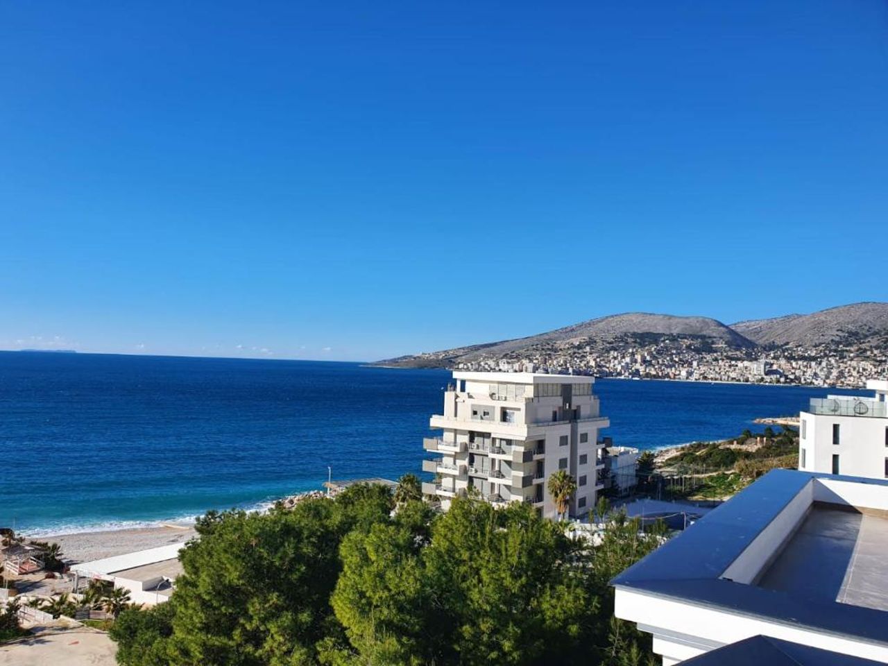 Seawave Hotel