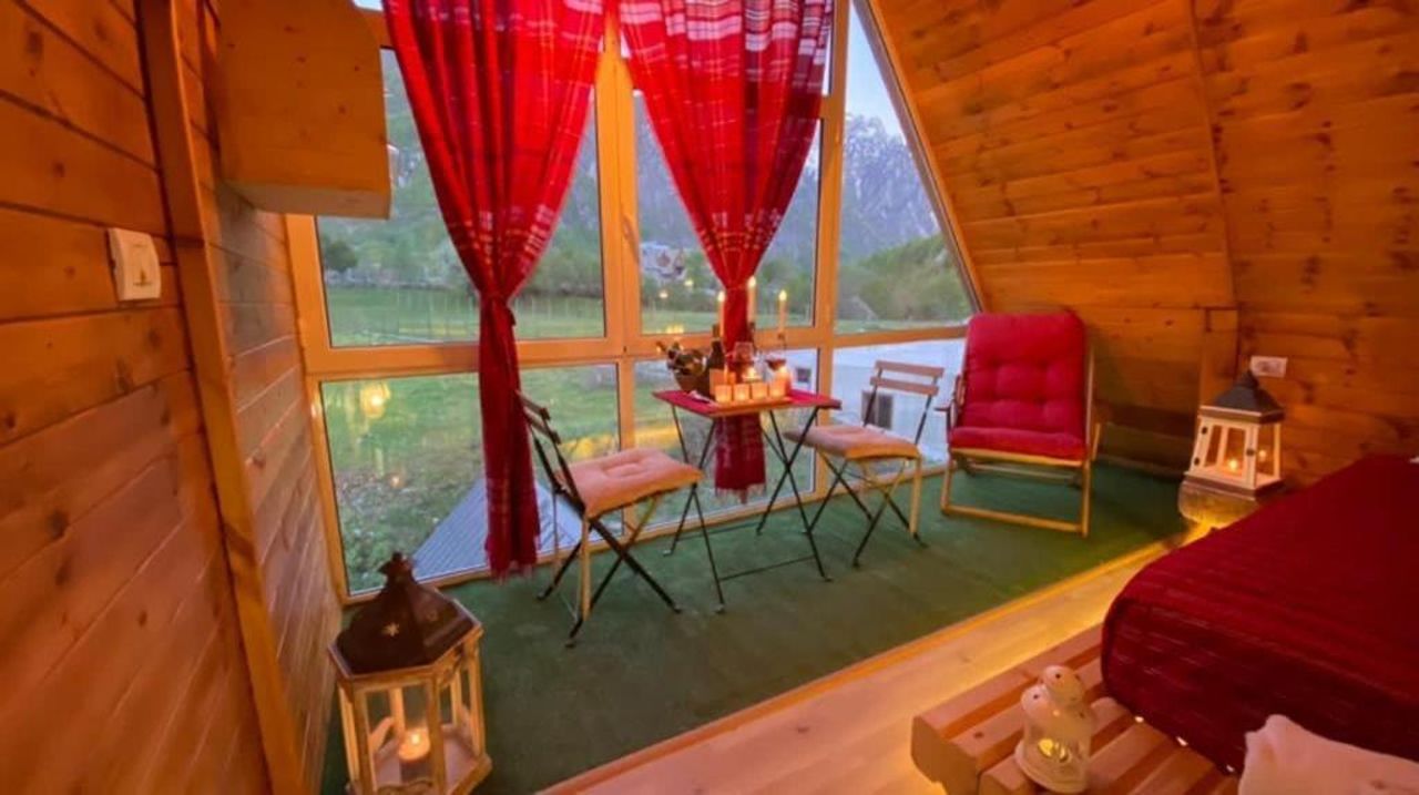 Bujtina Miqesia