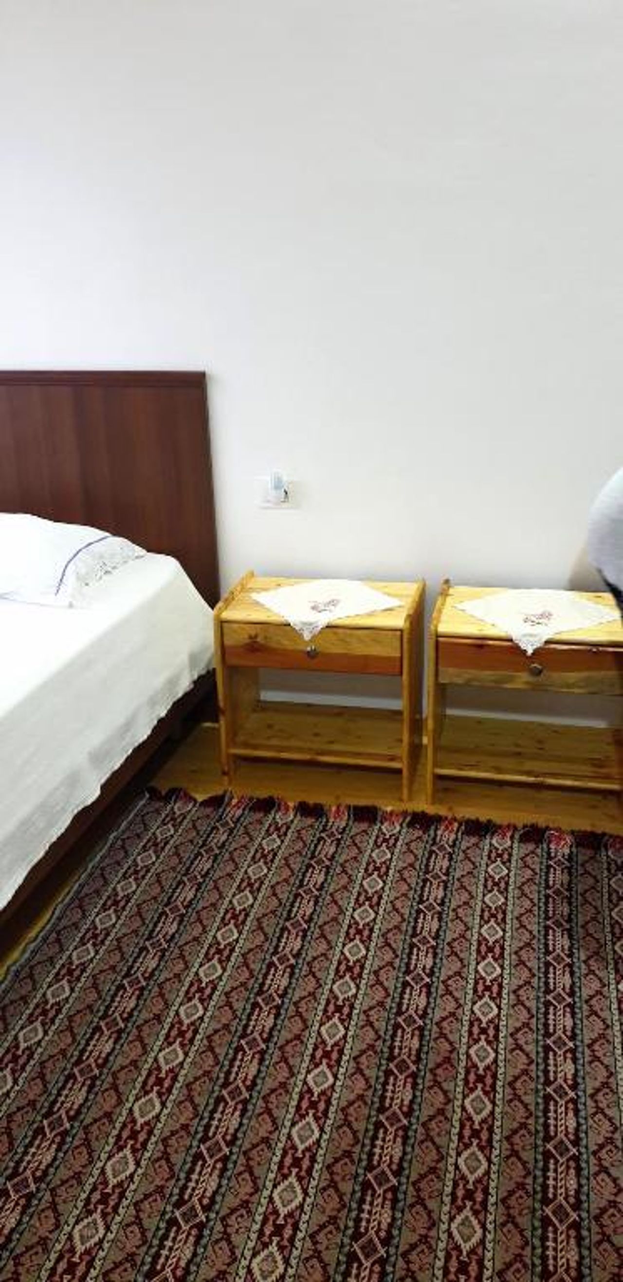 Bujtina Peshtan Guesthouse&Camping