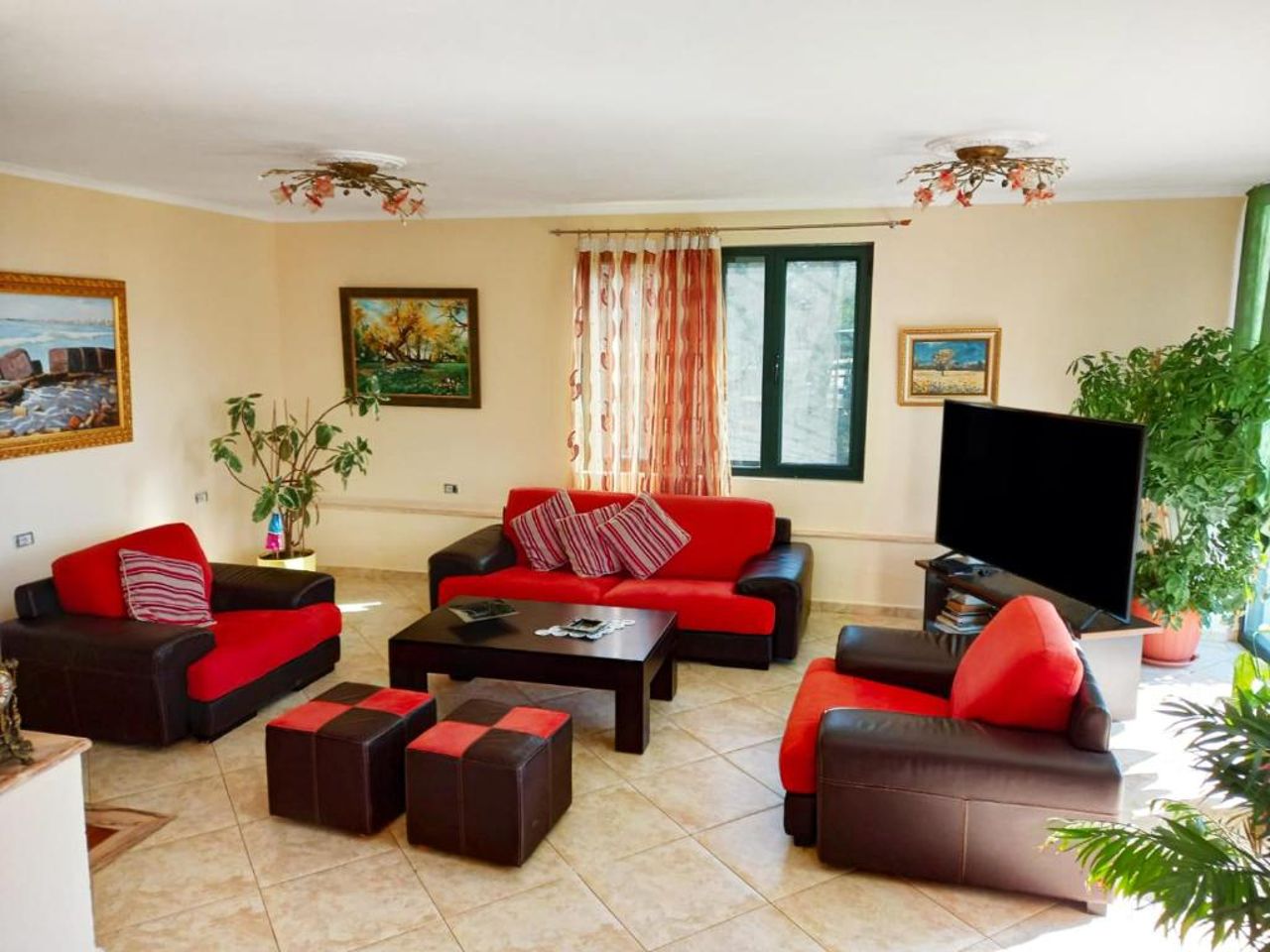Beach Hiking Holiday Villa Luanit