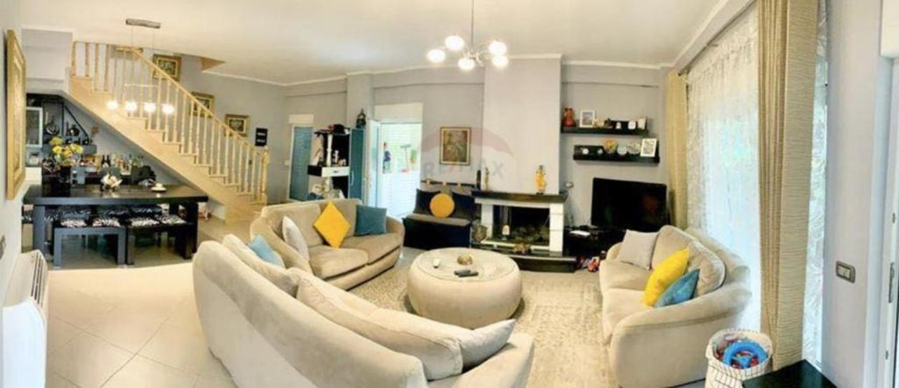 Villa Shera