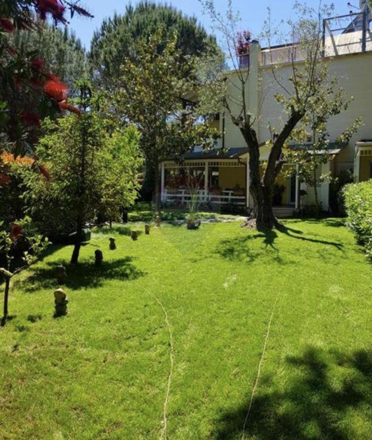 Villa Shera