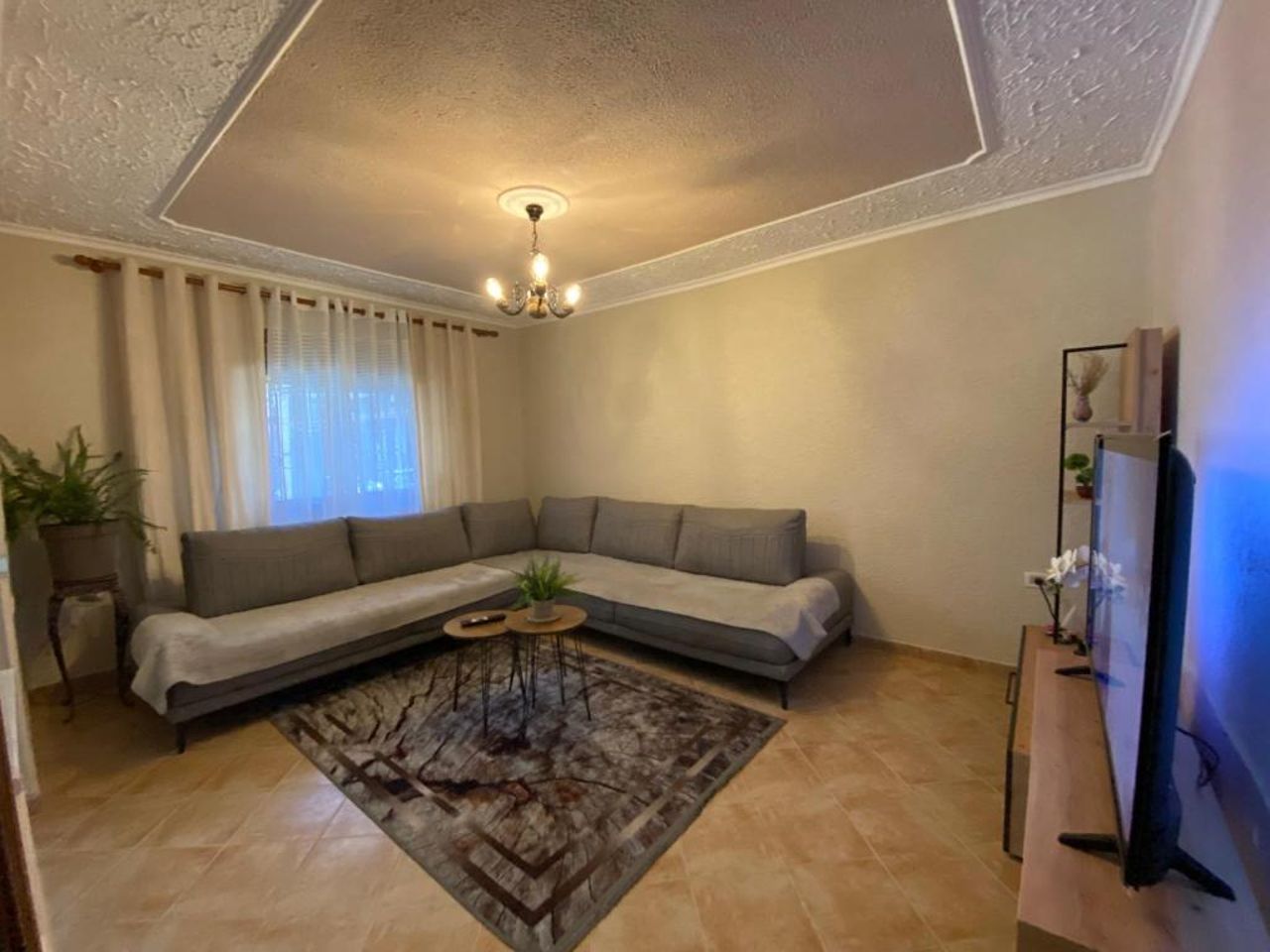 Lucas Apartment 2