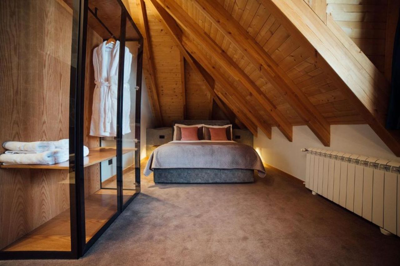 Hotel Kulla e Bajraktarit