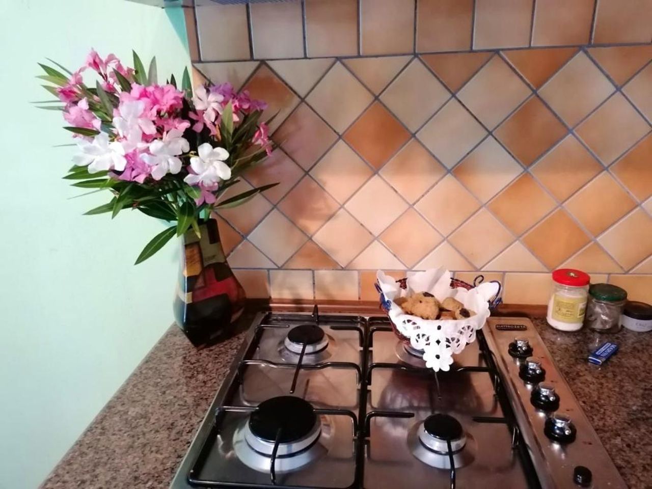 One bedroom appartement at Durres 50 m away from the beach with sea view and furnished balcony