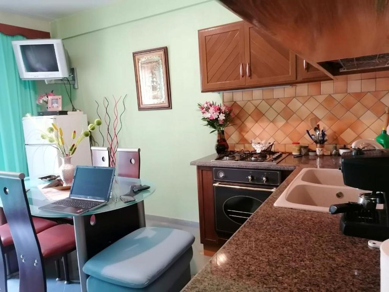One bedroom appartement at Durres 50 m away from the beach with sea view and furnished balcony