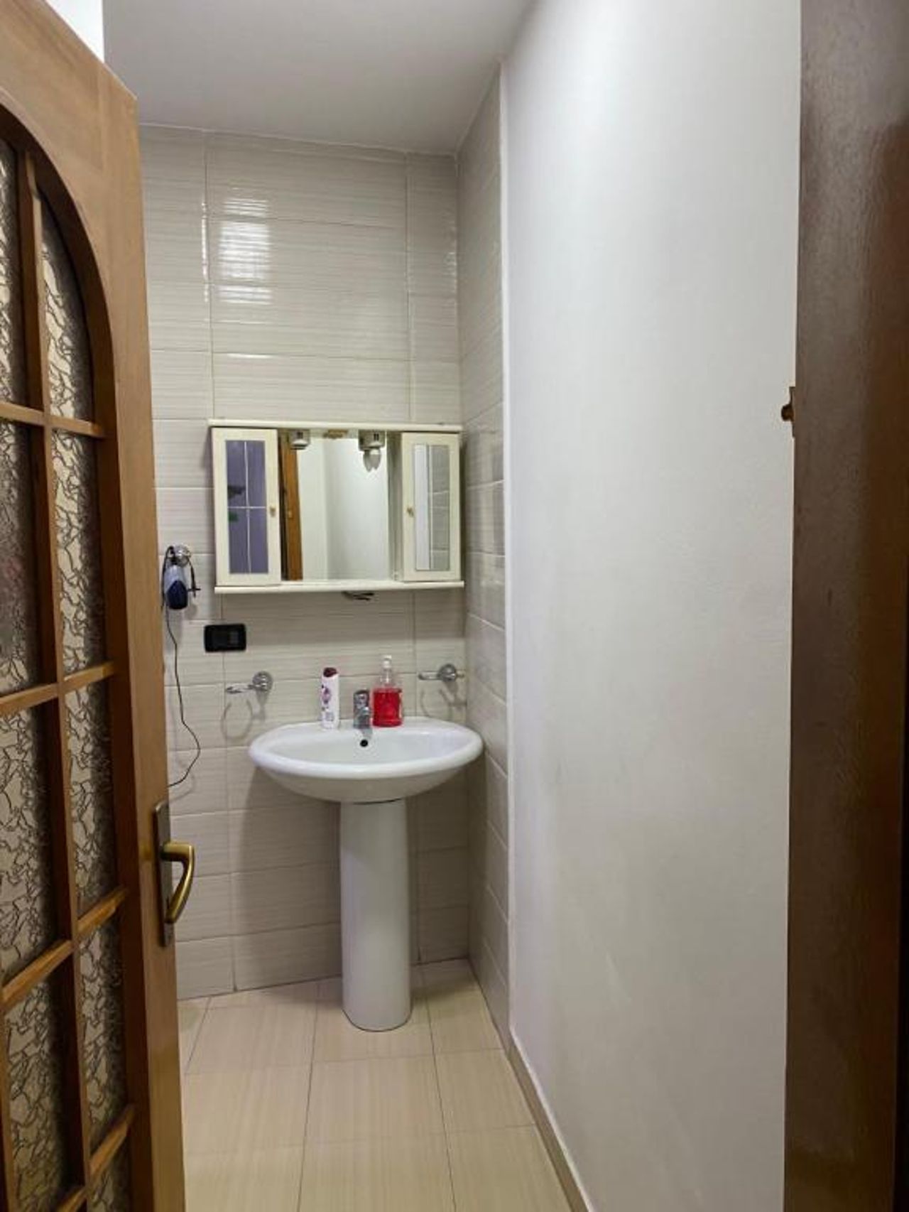 Tirana Apartment white