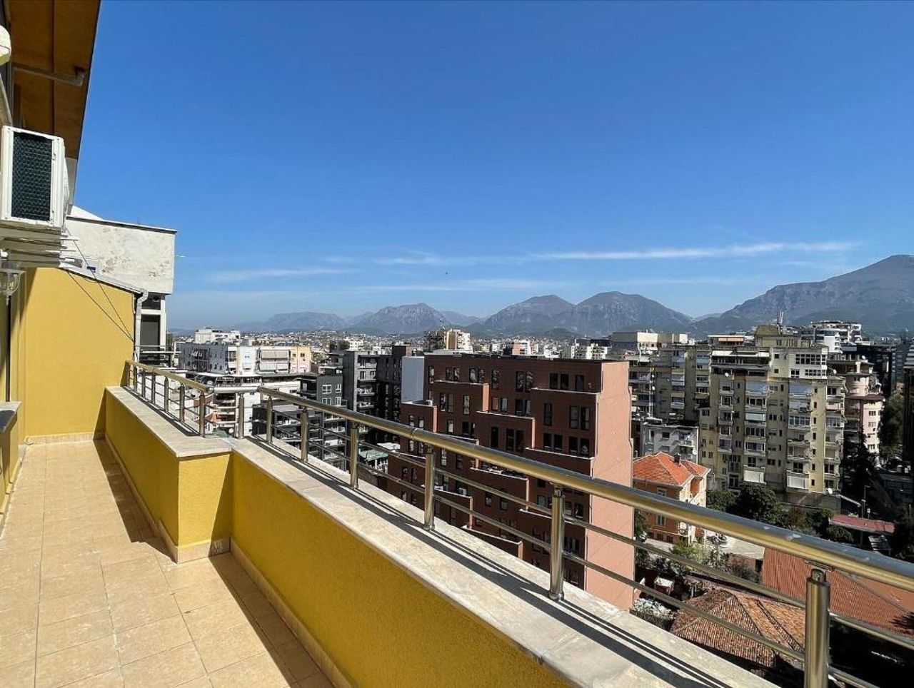 Tirana Center Apartment 4