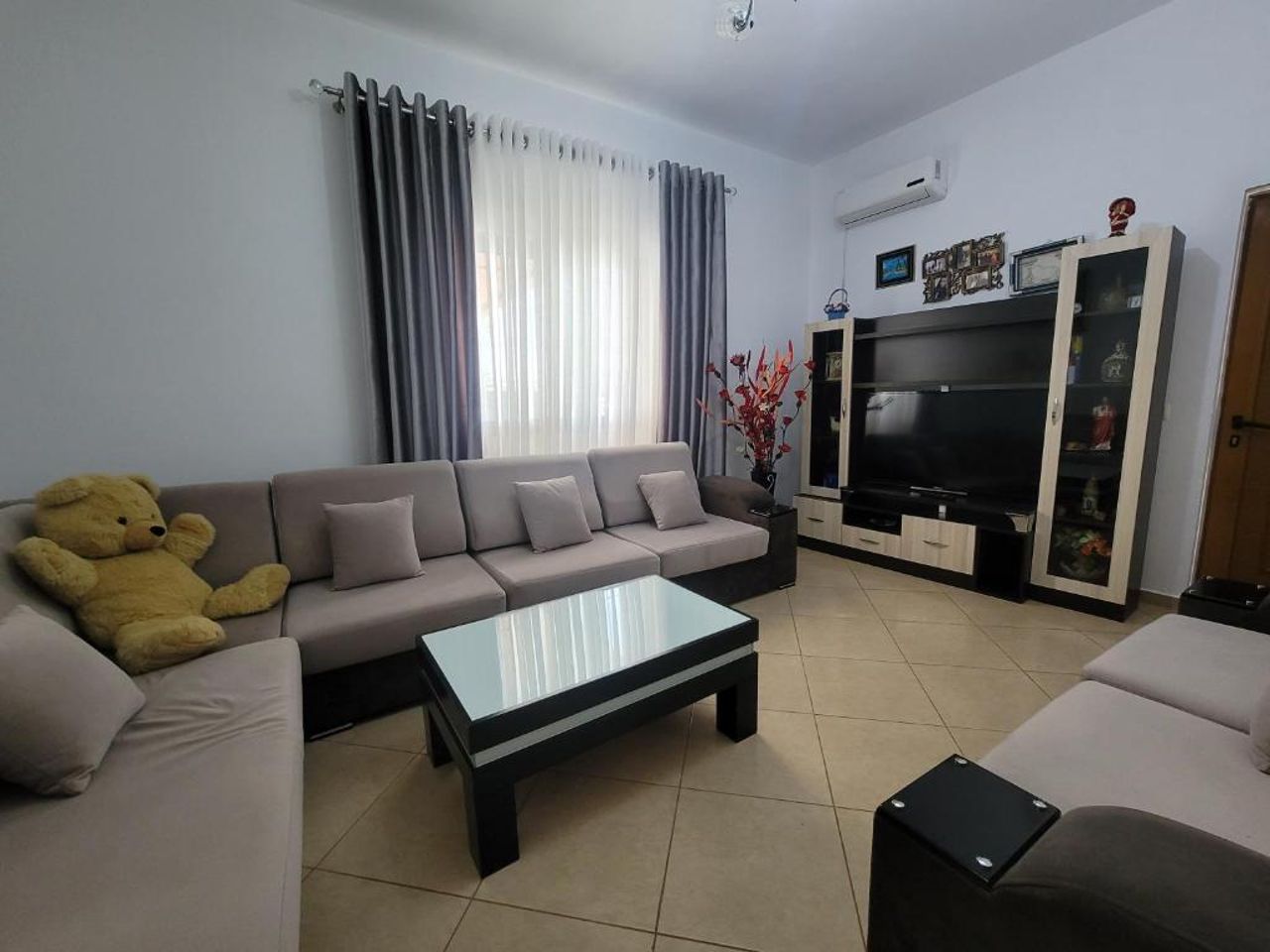 Villa Bani