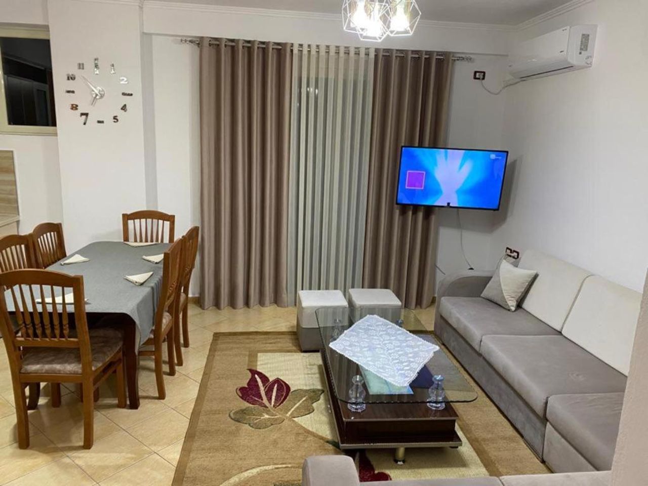 Kamberi Apartment