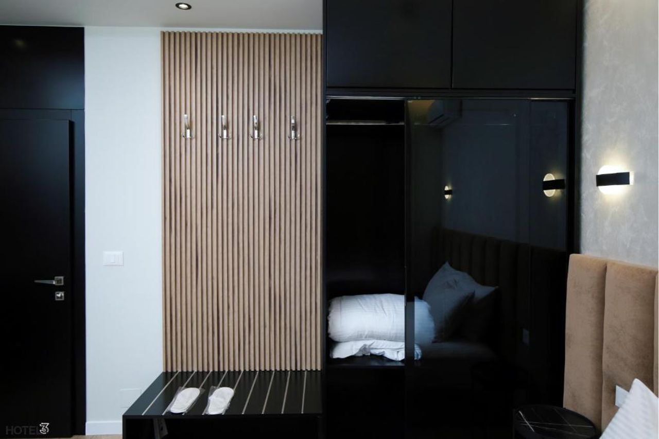 Hotel Three