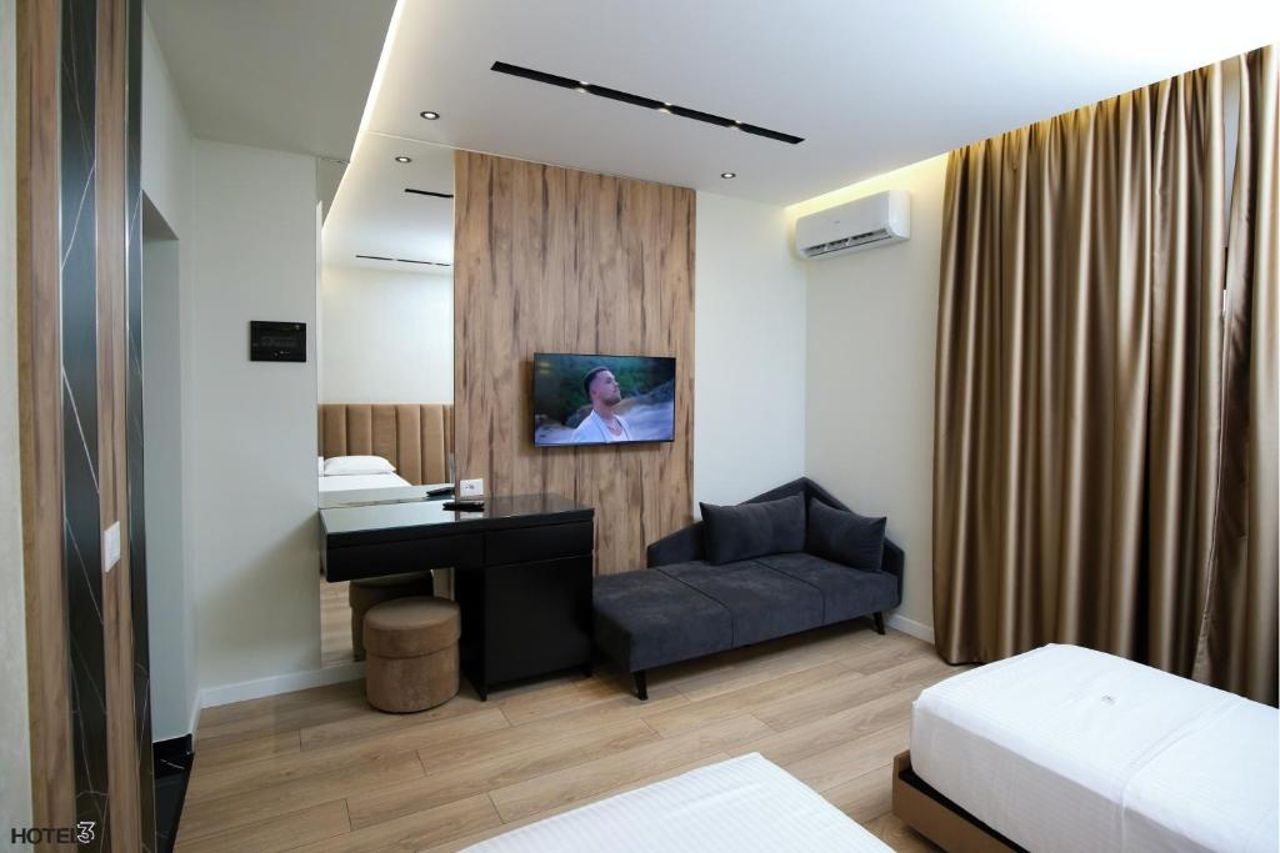Hotel Three