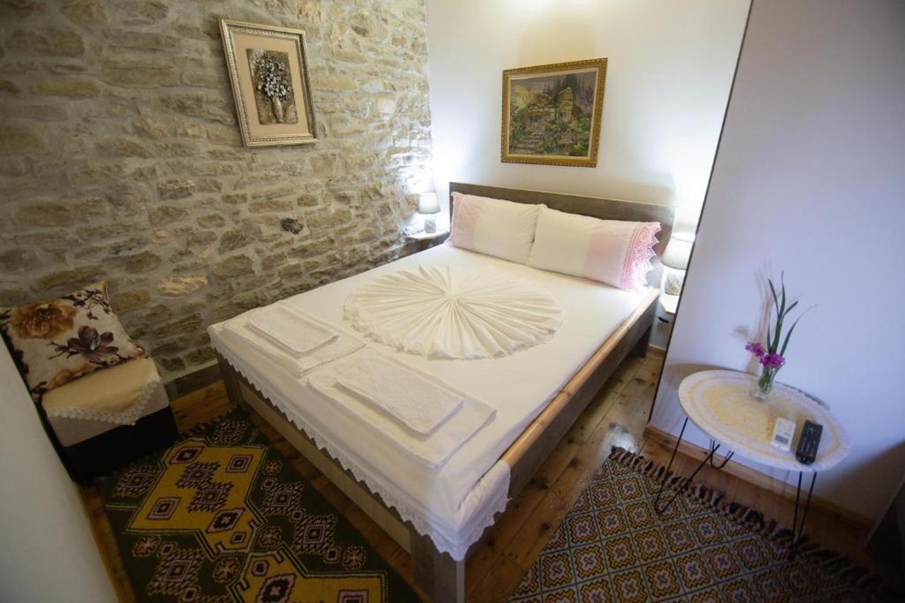 The Mosaic House - Shtepia me Mozaik