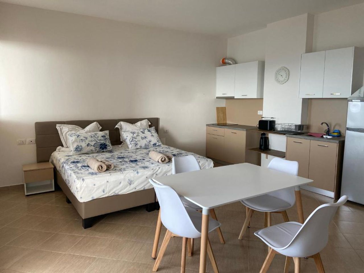 Sina's Panorama Apartments