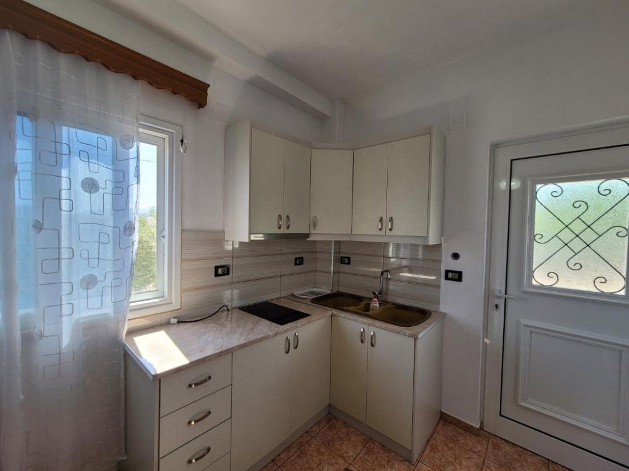 Spahiu Guesthouse