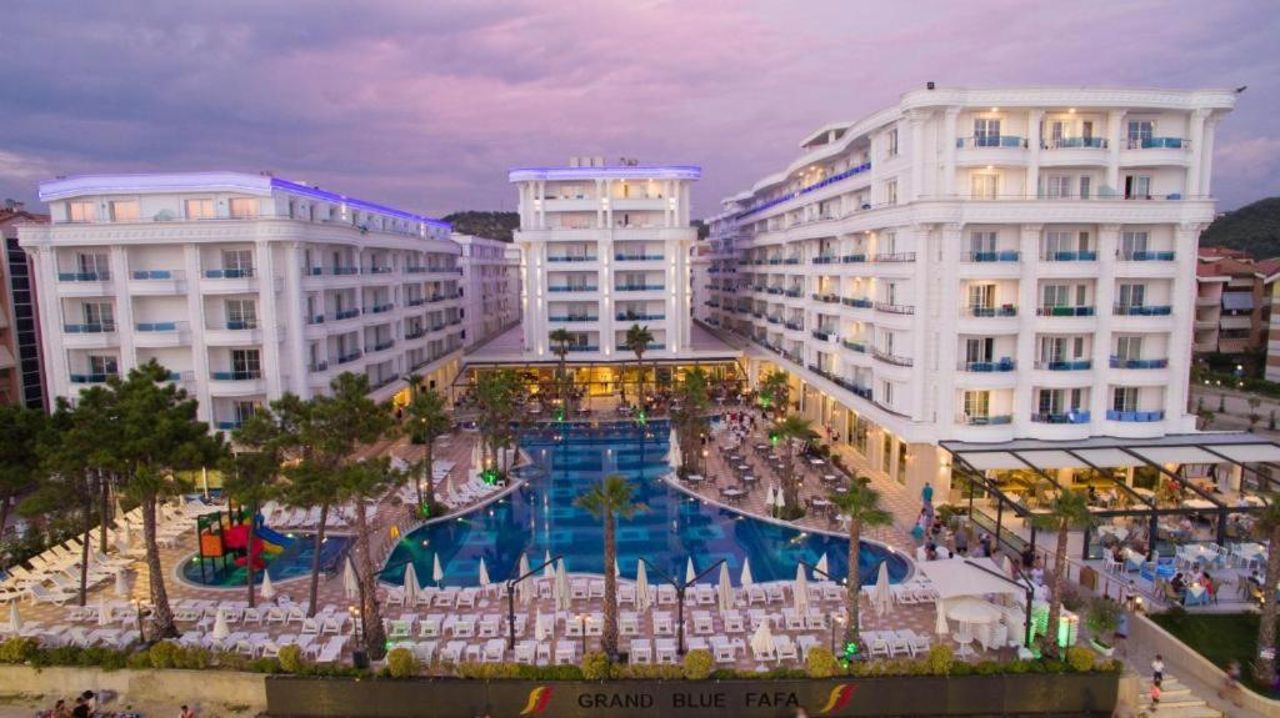 Apartment in Grand Blue Fafa Golem