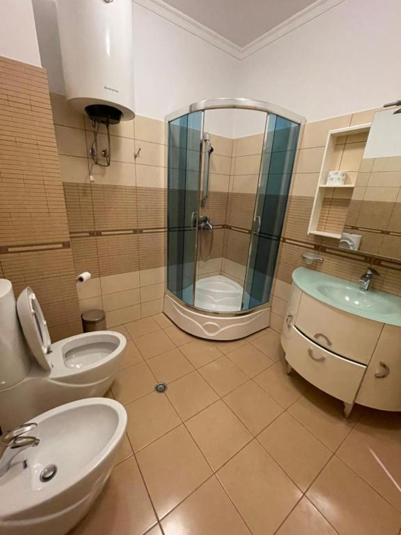 MAK Apartments