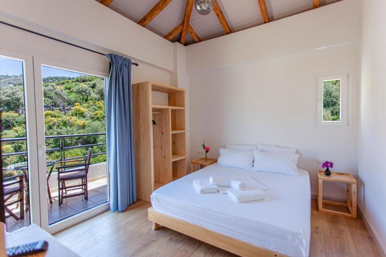 Toni Retzo Rooms