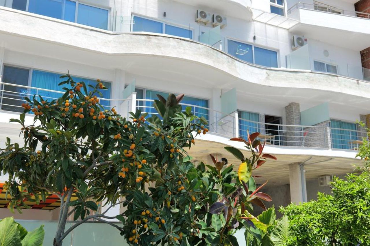 Oceanic Overview Suites