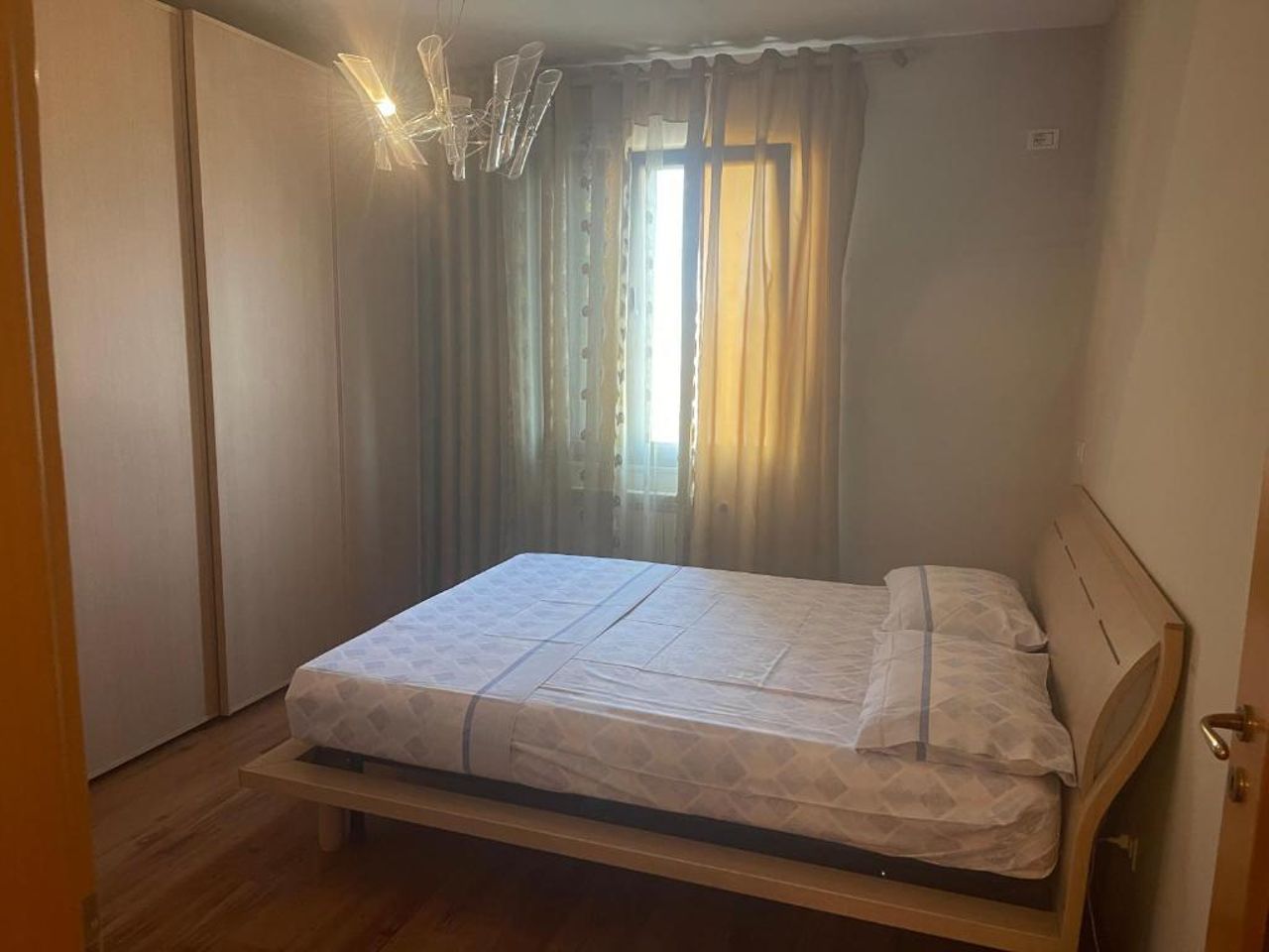 Xheni Apartament