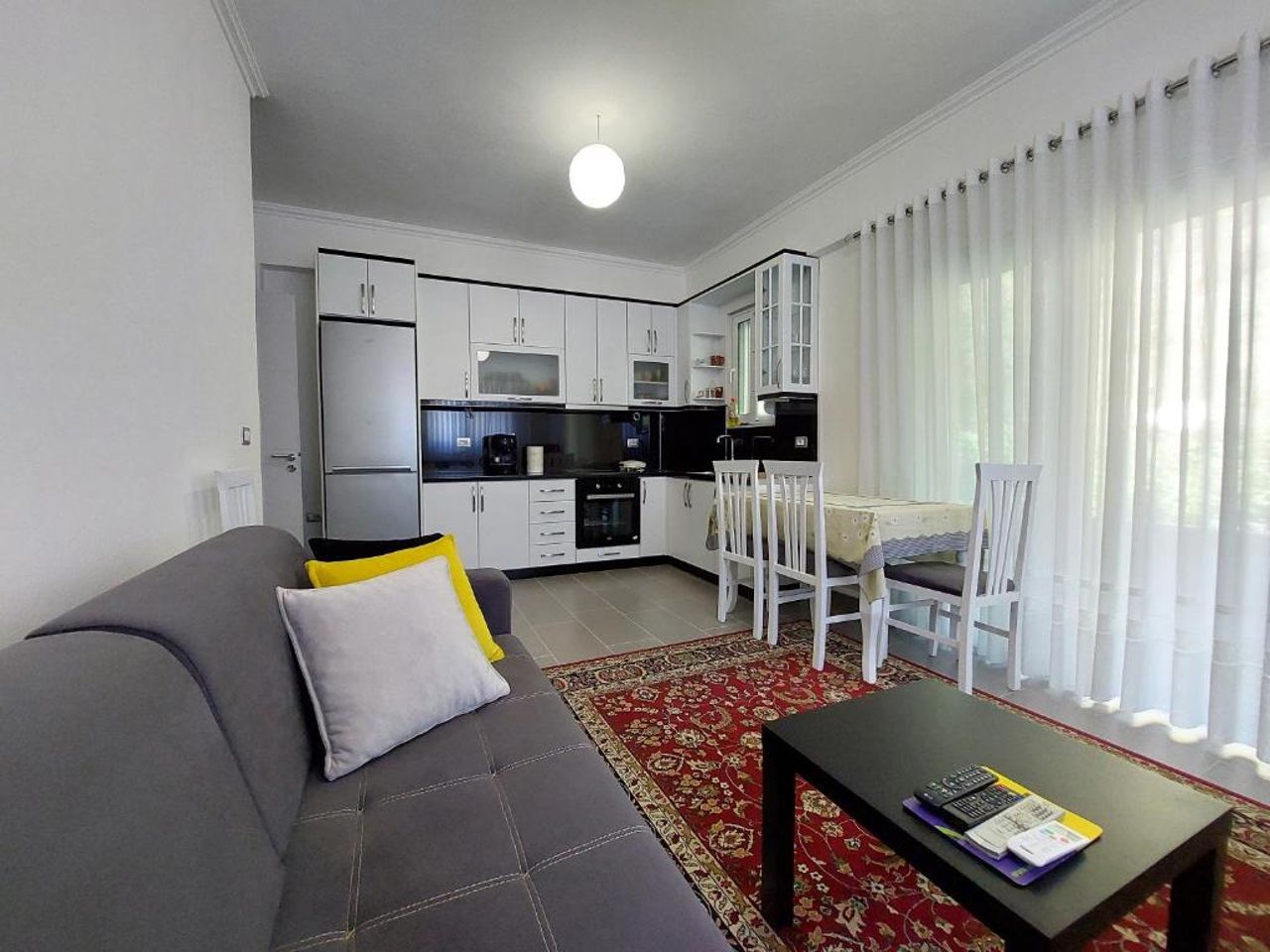 Tina's 1-bedroom condo apartment