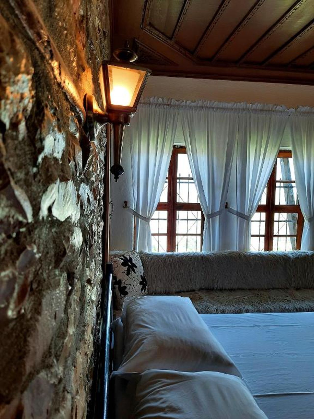 Stone rooms 1850