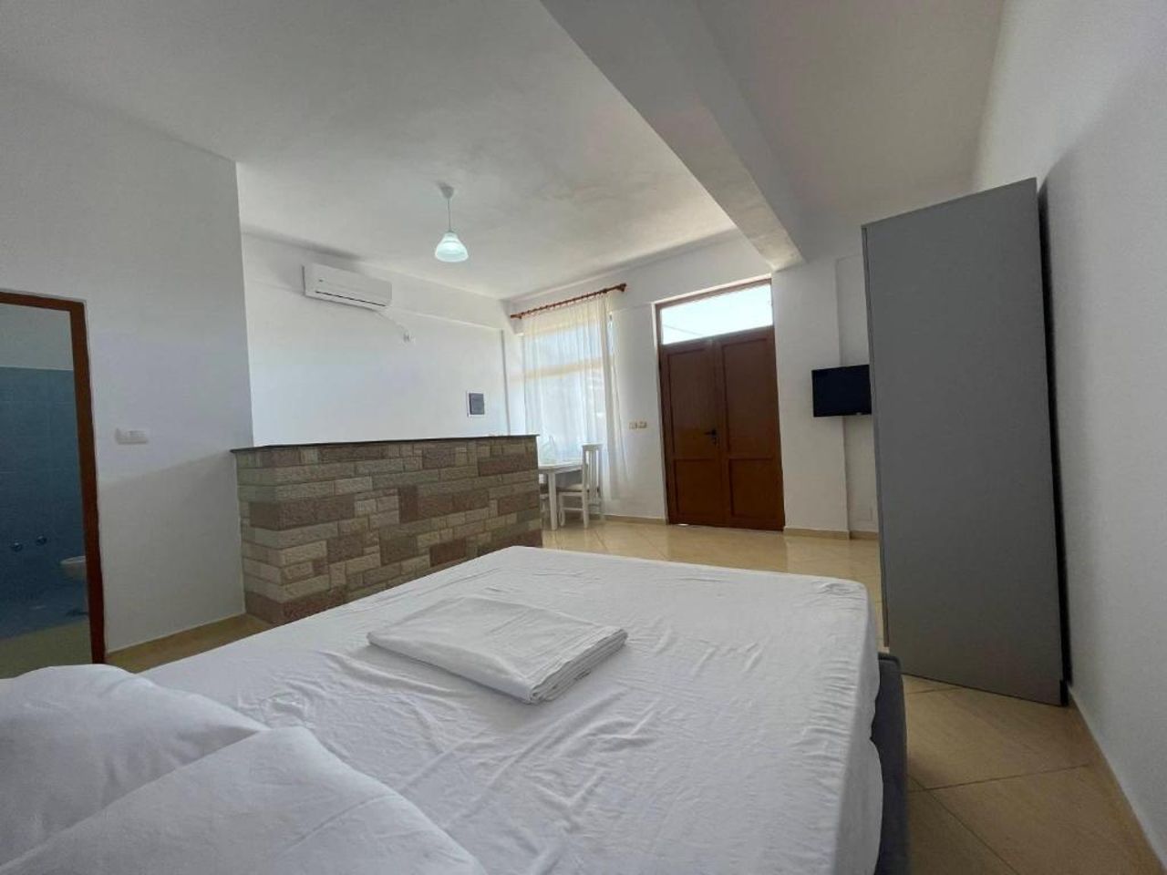 Lovely apartment with sea view in Saranda