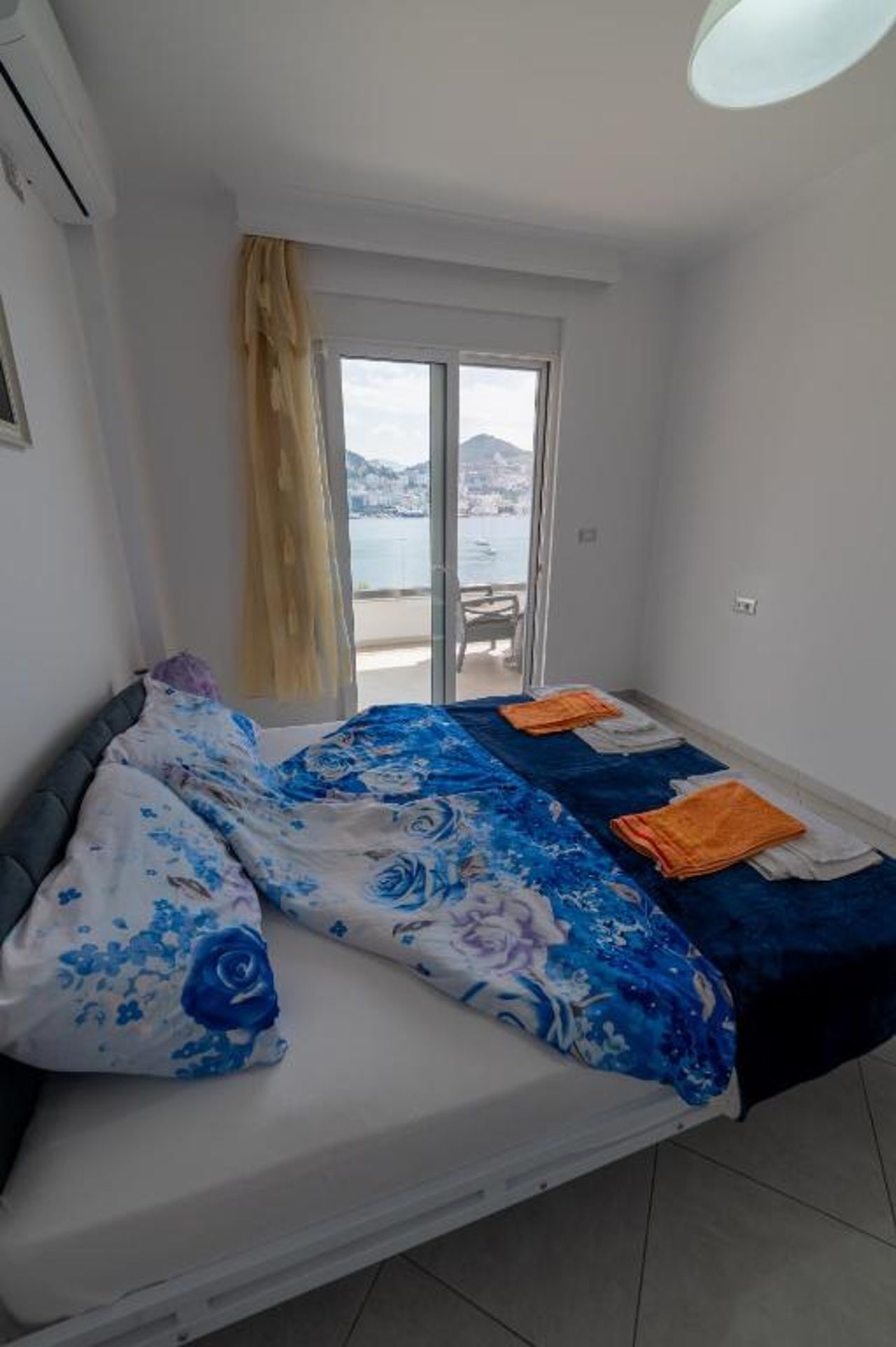 Sofi Apartments