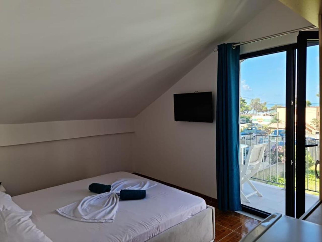 Vila Lazri