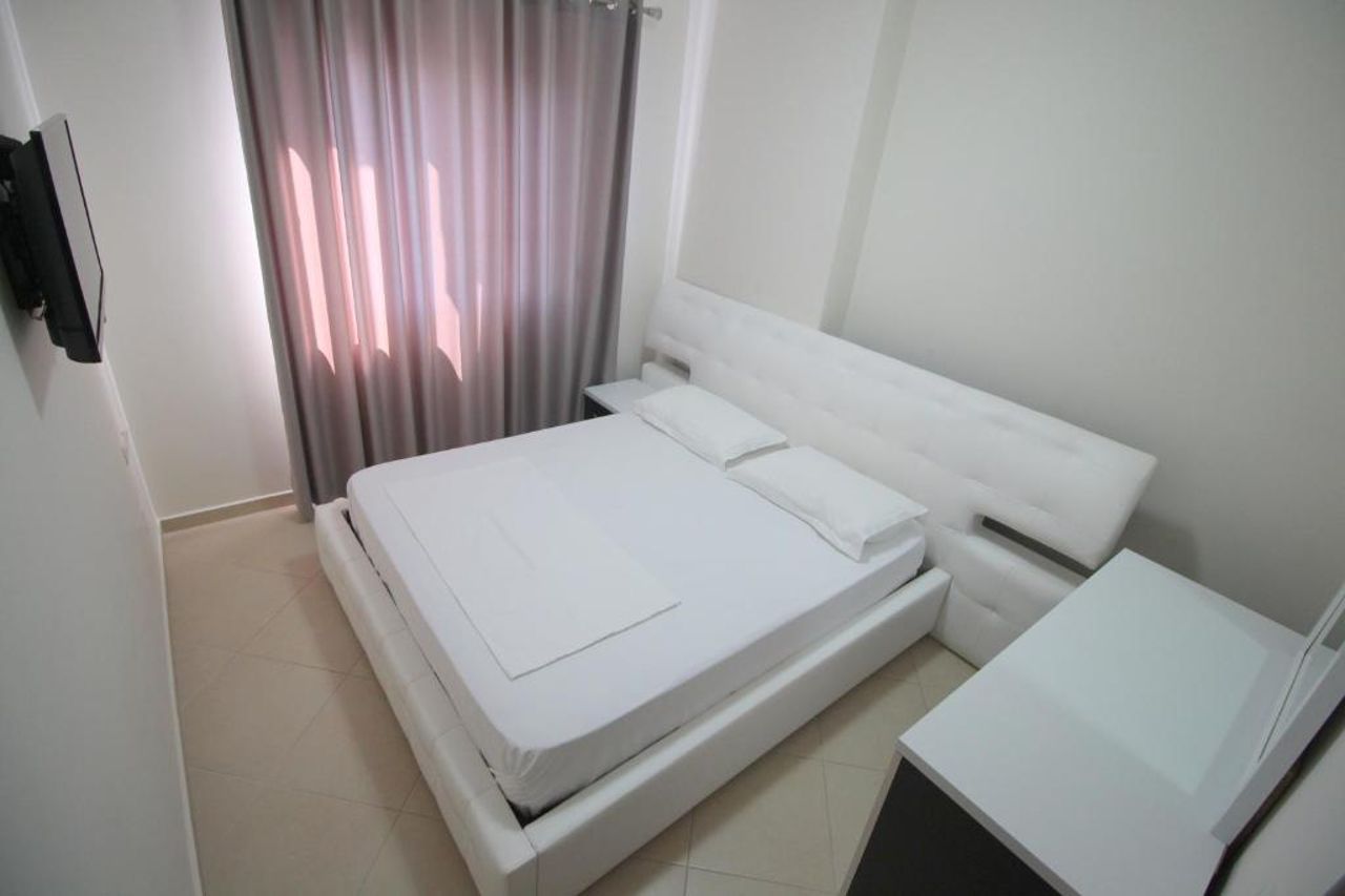 Klajdi Apartaments