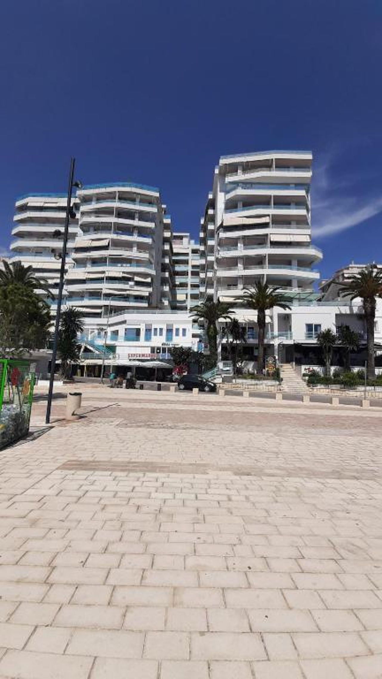 Meni's family apartament