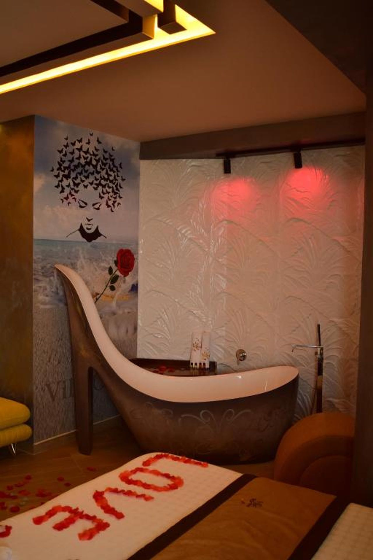 Vila One Beach Hotel