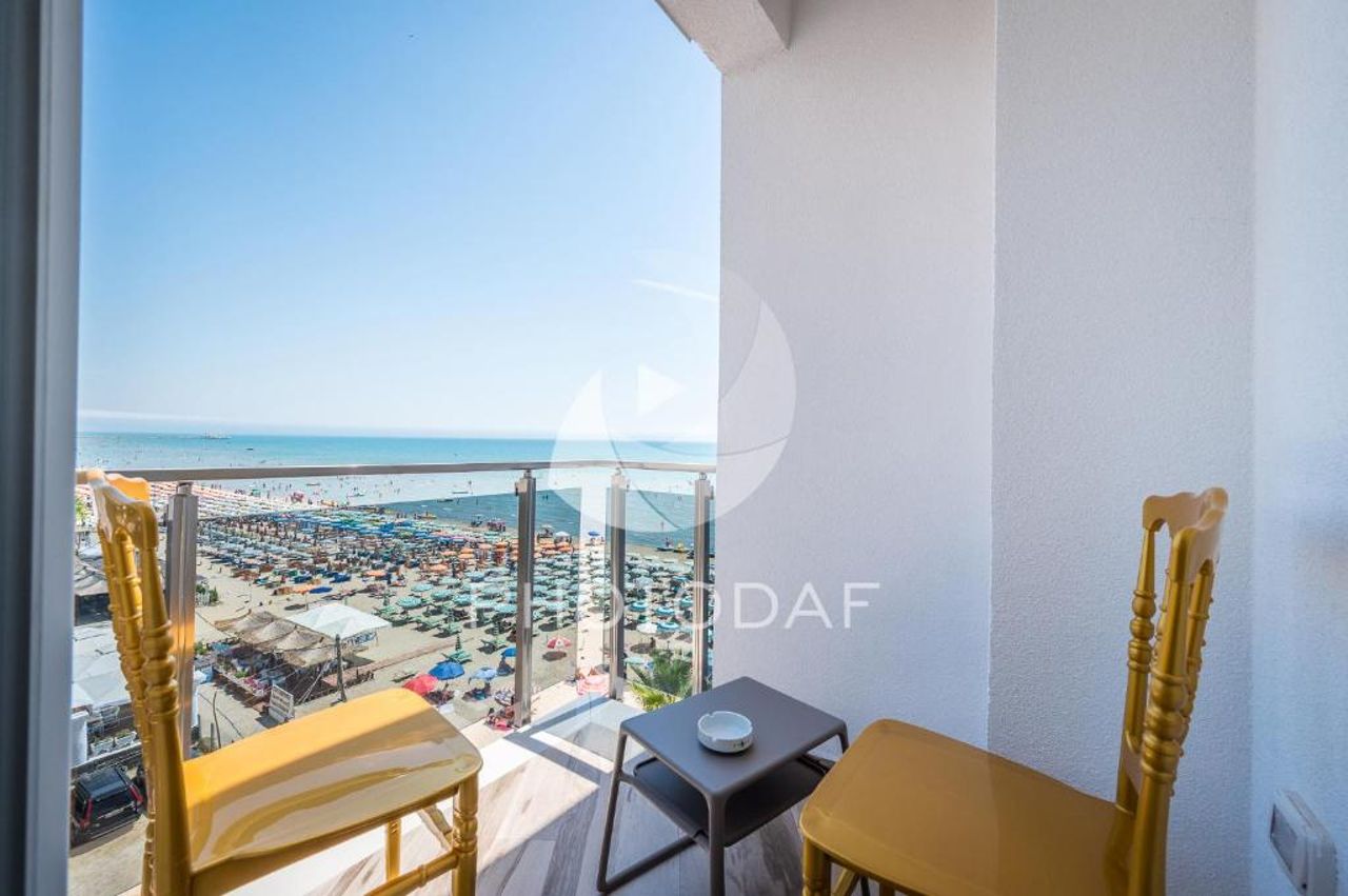 Vila One Beach Hotel
