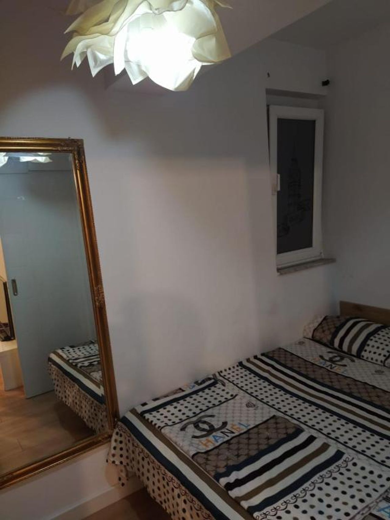 Lovely 1 bedroom apartment near Eye of Tirana