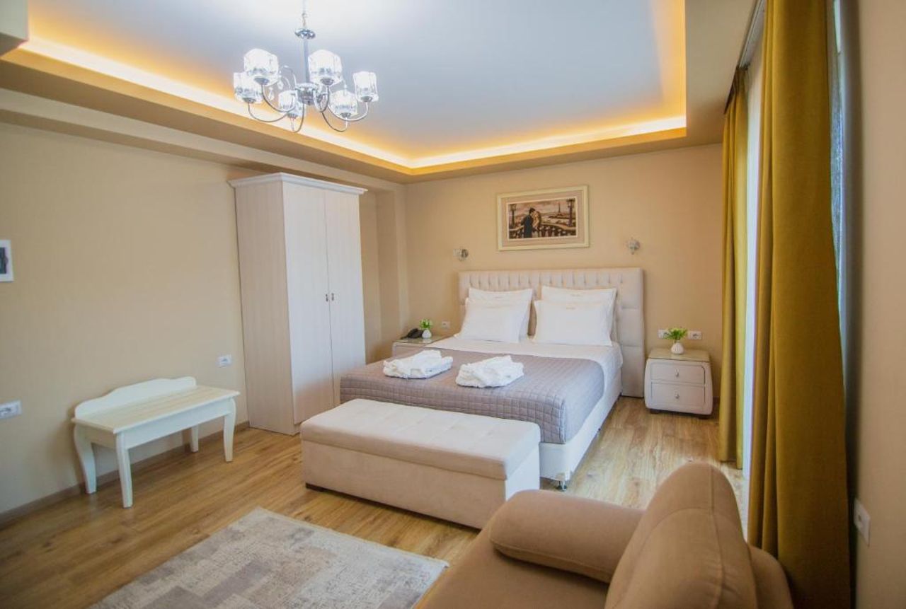 Christi's Hotel Borova