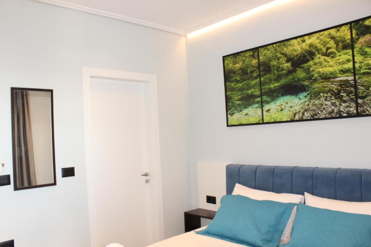 Bebi Hotel And Apartments