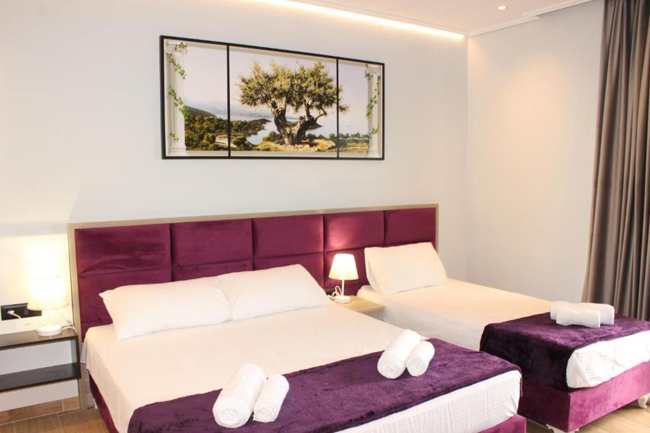 Bebi Hotel And Apartments