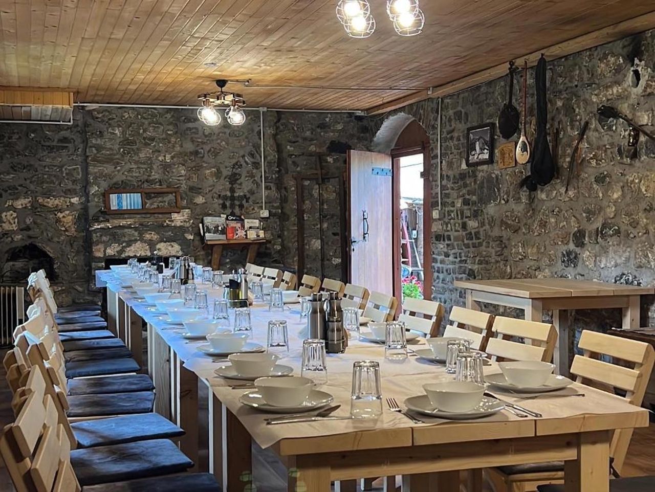 Shpella Guesthouse Theth